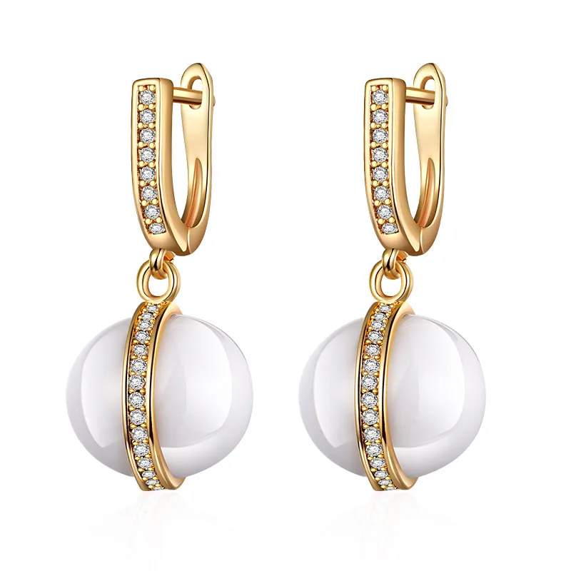 gold white MAIKALE, простые классические серьги-капли с шариками, черные, белые, керамические, высокое качество, покрытые медью, золотые, серебряные, круглые серьги для женщин - Окраска металла: gold white