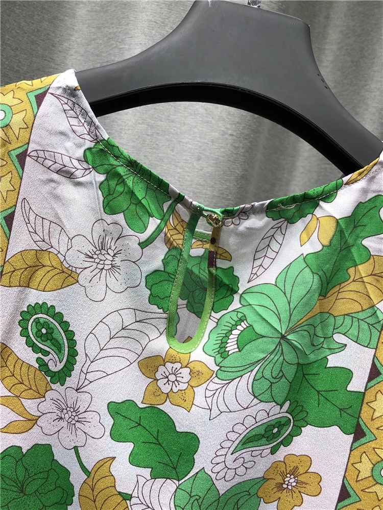 

Loose Round Neck Short Sleeve Spring/Summer 2020 New Silk T-shirts Elegant Print Women Clothing