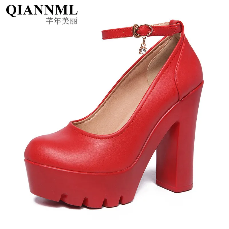 

Маленькие женские туфли-лодочки на высоком квадратном каблуке, 32-43 дюйма, красные, белые свадебные туфли с пряжкой, модель 2022 года
