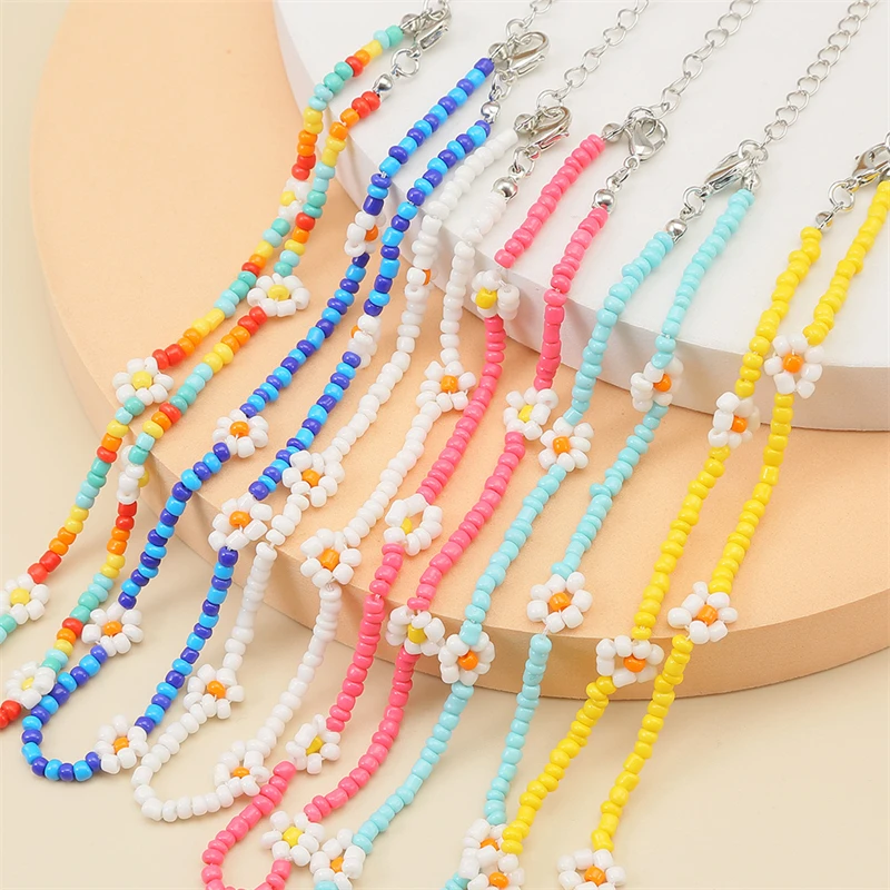 

Bohemian Fashion Color Rice Beads Small Daisy Necklace Personality Trend Beaded Necklace Women's Party Jewelry Accessories Gift