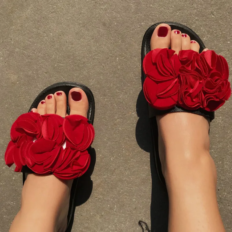 

Summer Outer Wear Slippers Women Fashion Solid Flower Low (1cm-3cm) Flat With Slides Large Size Beach Shoes Leisure Breathable