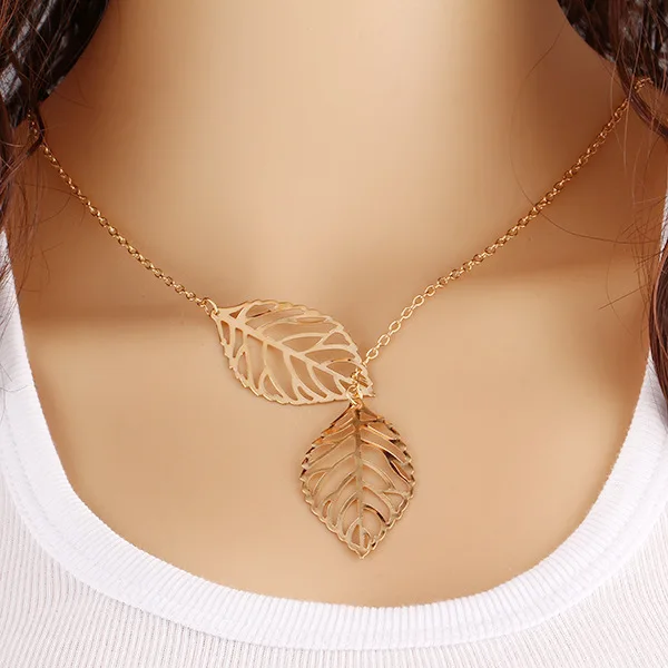 

2020 European and American Fashion Explosion Popular Metal Dual-Tree Leaf Necklaces Wild Short Clavicle Chain