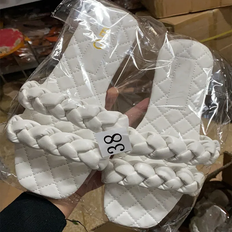 

Women Slippers 2021 Summer Fashion Women Flat Heels woven band Sandals Indoor Home Outdoor Beach Slides Ladies Casual Shoes