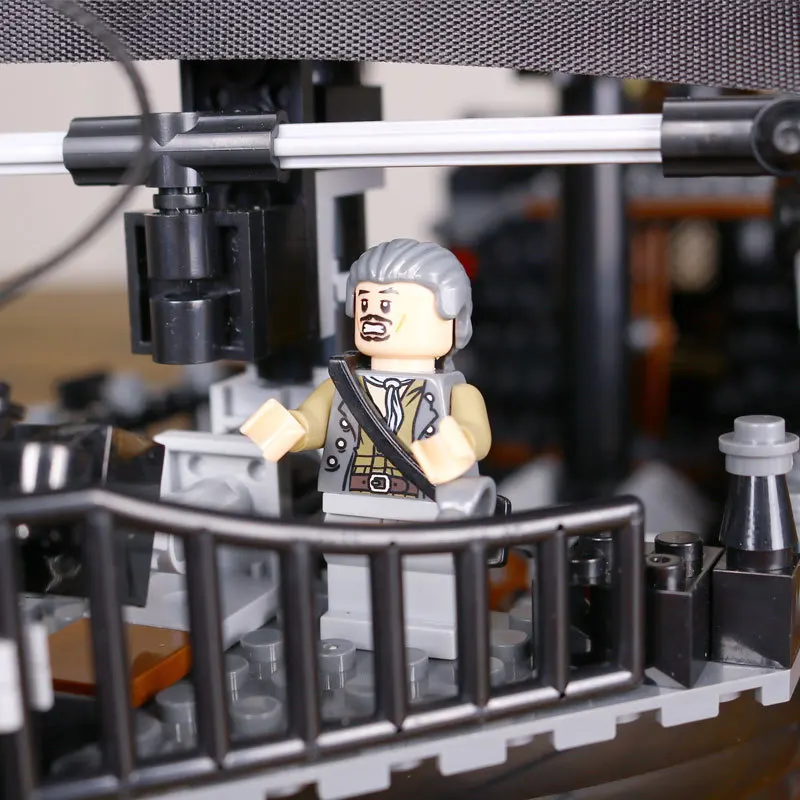 Модели строительный игрушечный набор имперские военные корабли + корабль с