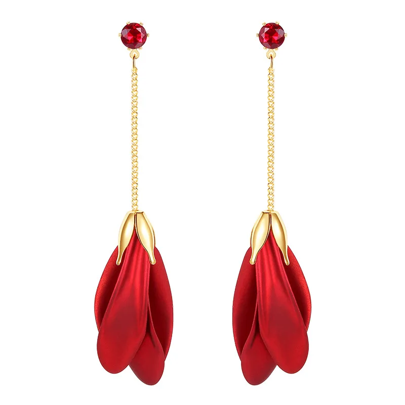 

925 Silver Needle New Elegant Personalized Hot Selling Eardrops Elegant Long Petal Fringed Earrings Stud Earrings