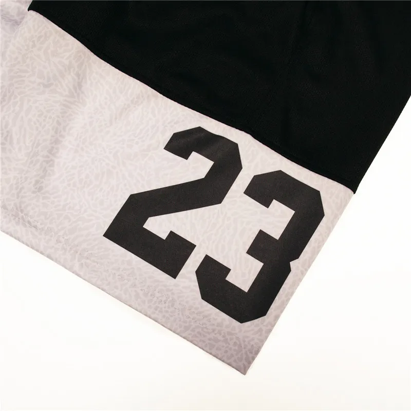 Качественные дышащие мужские свободные шорты с карманами длина до колена номер 23