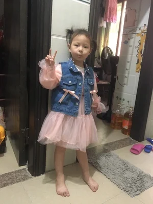 НОВЫЕ комплекты одежды для маленьких девочек коллекция года, Весенняя детская одежда джинсовый топ с грушей, жилет+ платье для девочек, комплект детской одежды Размер От 2 до 13 лет