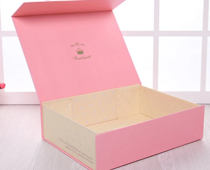 С защитой от ультрафиолетового излучения магнитная застежка подарочная