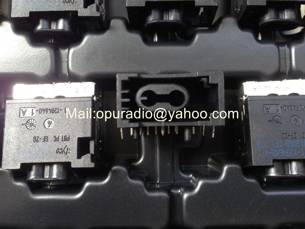 Совершенно новый разъем TYCO PBT для аудиоусилителя BOSCH POF оптического волокна 1 1394640