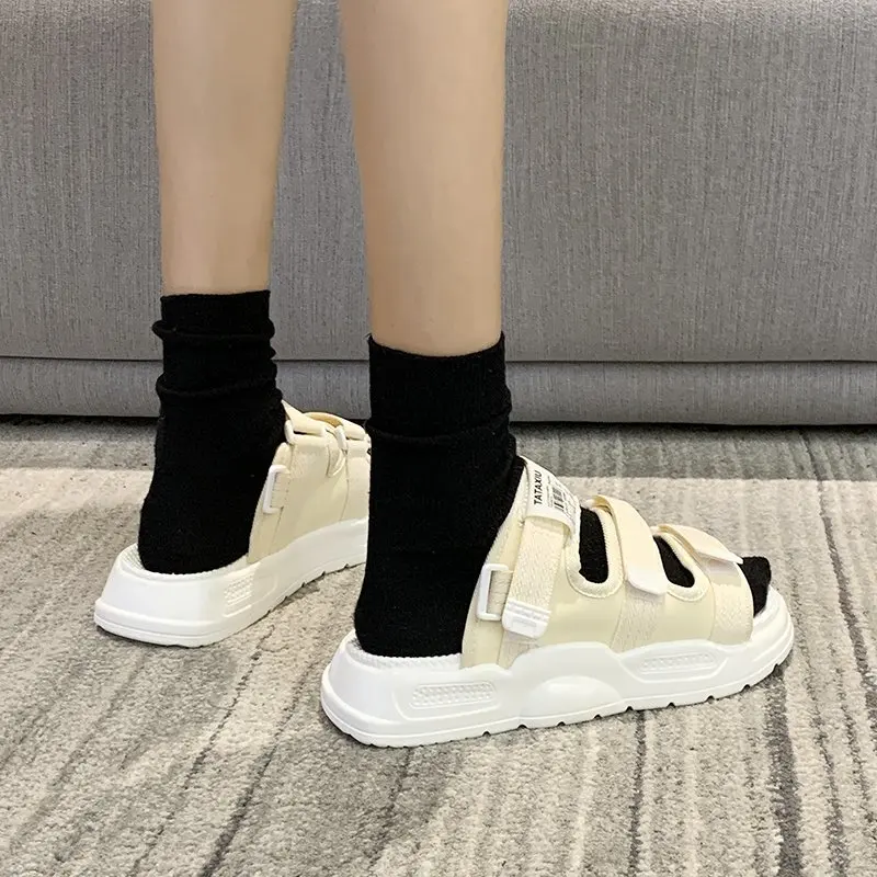 

Sneaker Shoes Rubber Slippers Slipers Women Med Shale Female Beach Slides Fashion Lady Flat 2021 Sabot Luxury Soft Girl Summer R