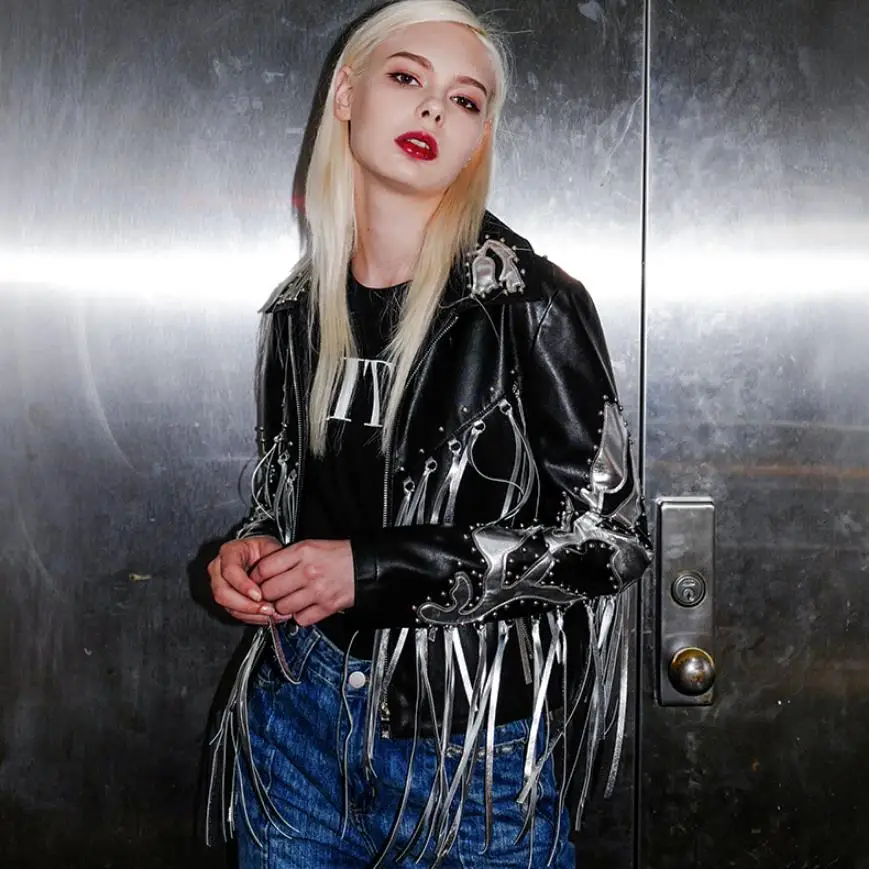 Куртка женская из искусственной кожи с заклепками бусинами и кисточками|Кожаные