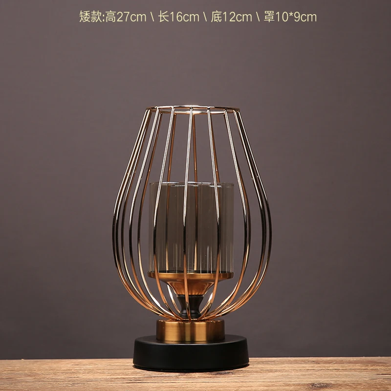 

Light Luxury Metal Candle Holder Dining Table Elegant Simple Candle Holder Minimalist Vintage Bougeoir Room Decoration EB50ZT