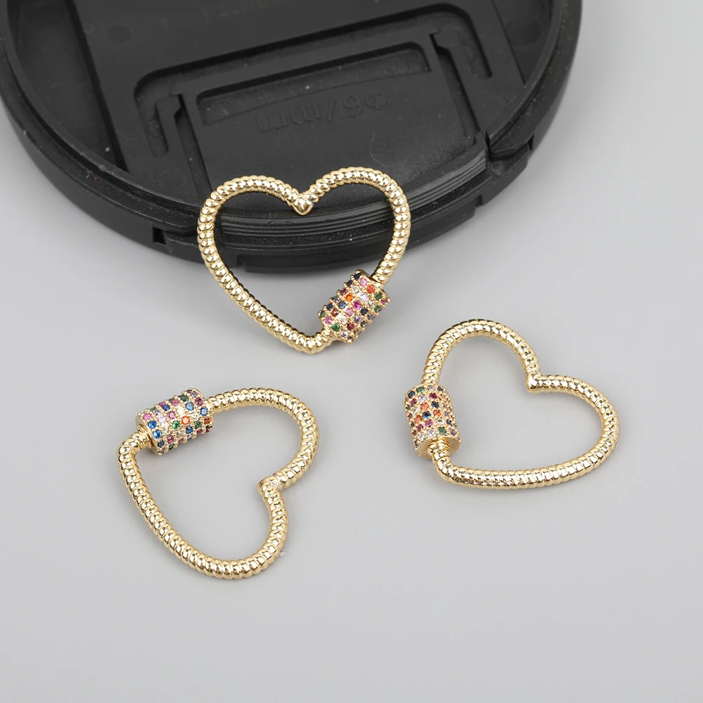 

5pcs/Lot 23mm Rainbow CZ Micro Pave Heart Shape Lock Clasps Zirconia Carabiner Connector Clasps For Pendant Necklace Making