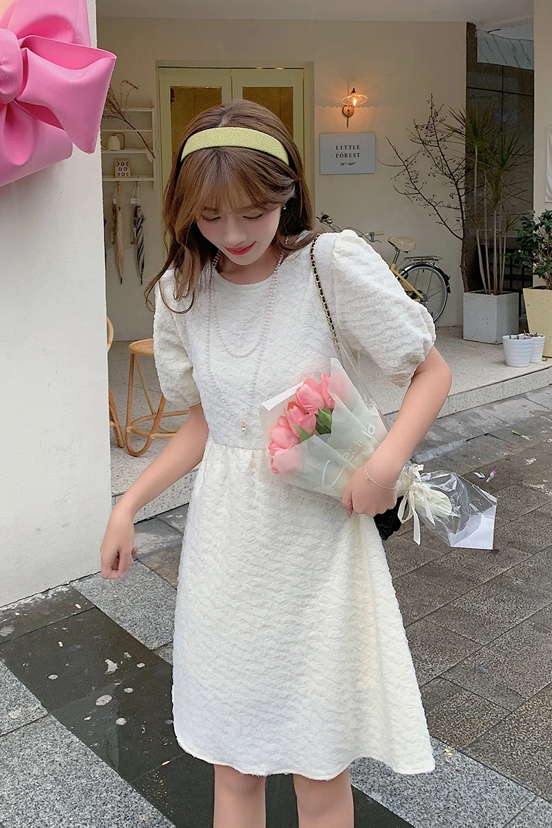 

Uulutonica Summer Women Elegant Fashion A-line Solid Short Knee-length Puff Sleeve Empire O-neck Dress