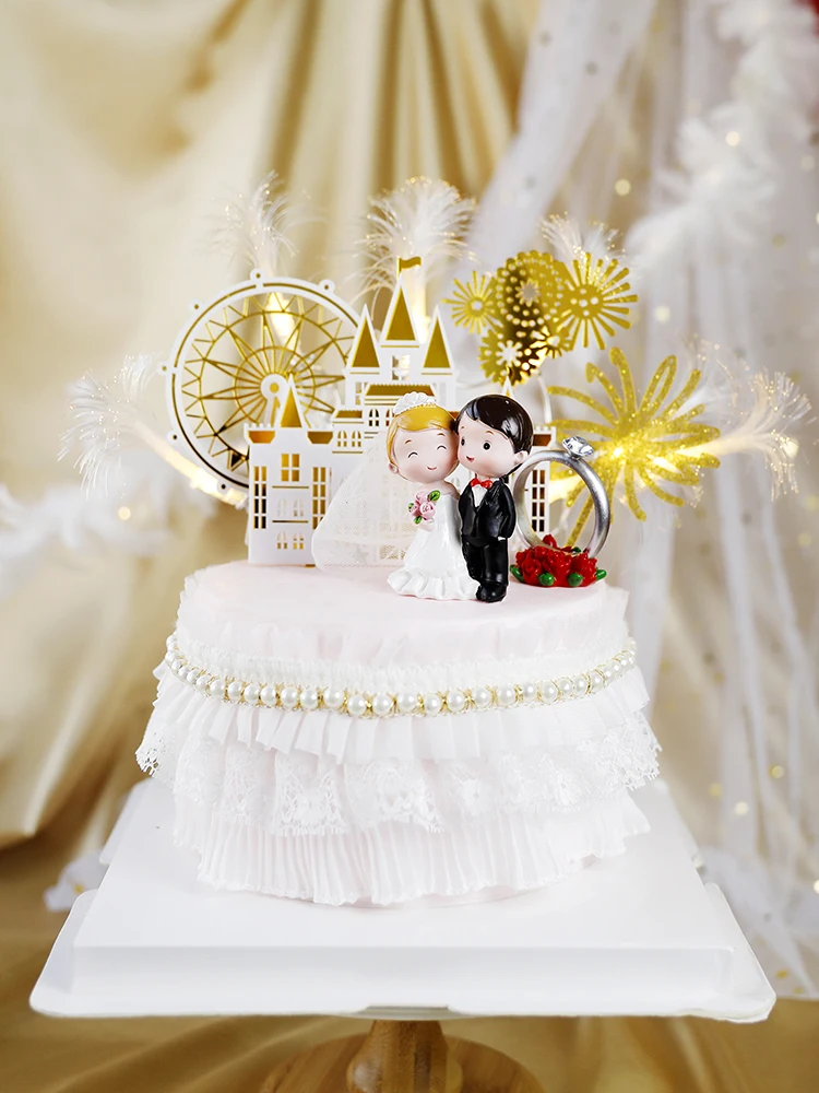 Топперы для торта акриловые с золотым замком жениха и невесты Mr Mrs свадебное