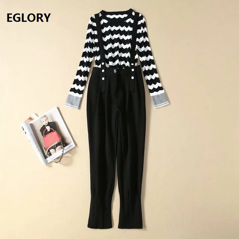 

Женский трикотажный свитер с волнистым узором и длинные брюки на бретелях