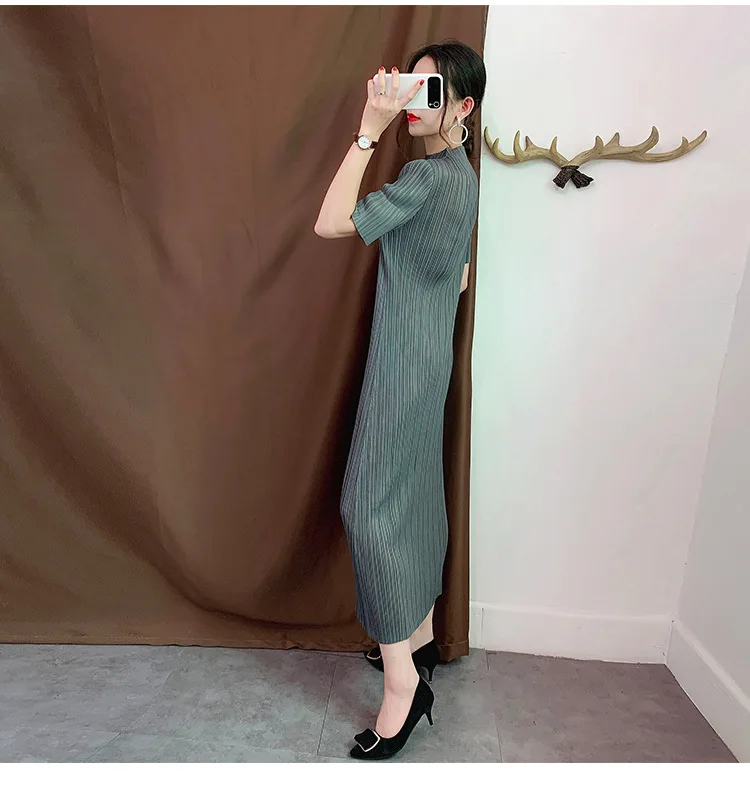 Miyake плиссированное платье длинный участок Тонкий темперамент плиссированные осенние платья с пышной юбкой Большие размеры женские