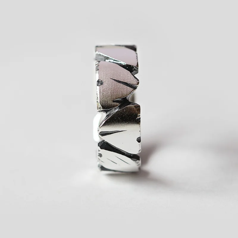 

Punk Broken Stone Rock Design Rings Unique Crack Adjustable Finger Jewelry Special Pattern Ring Cuff For Woman Man Gifts