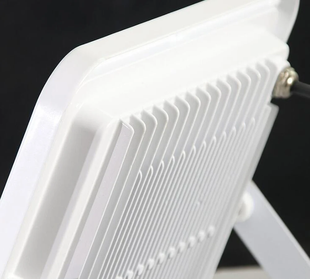 Белый прожектор для наружного освещения рефлектор наружная настенная