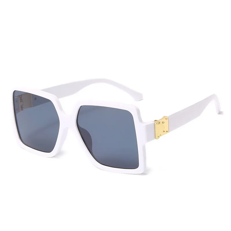 

Black Men's And Women's Sunglasses Large Square Frame Gradient Lens UV400 Protection Sun Glasses