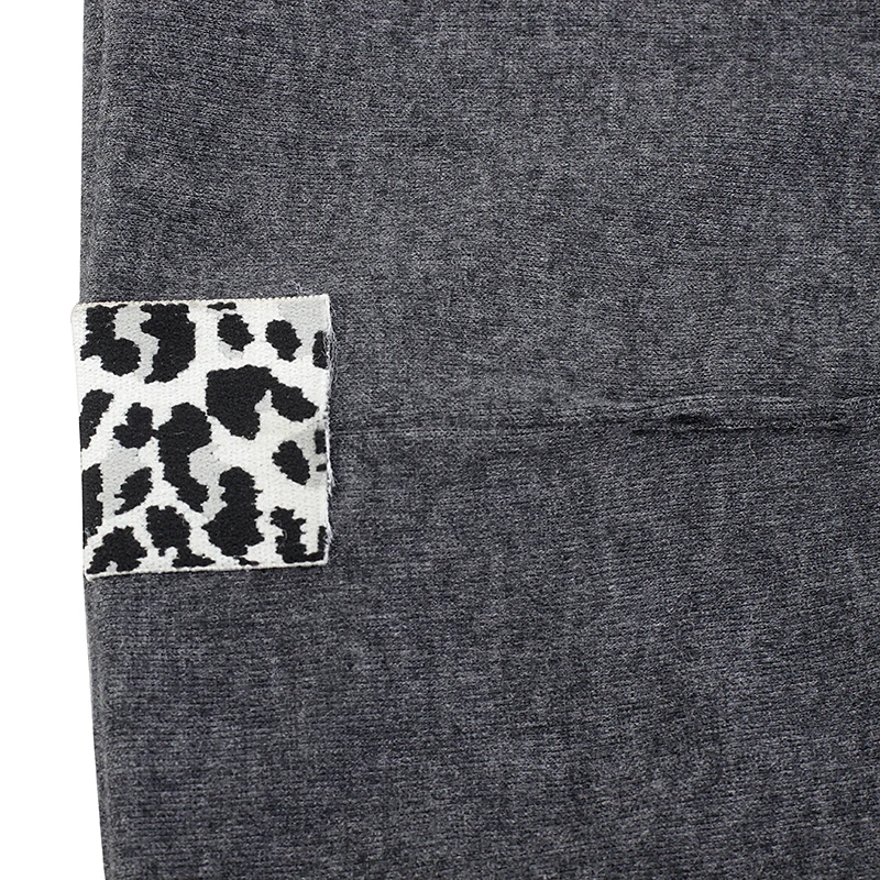 

Charm Wood New Winter Autumn Beanie Hat Leopard Decoration Solid Color Caps For Adults Unisex Woman Man Skull Cap