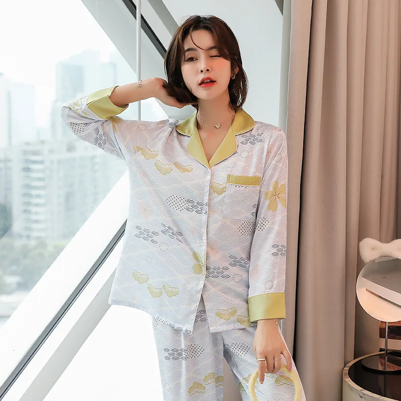 

Spring Printing Pattern Women Pajamas Lovely Rayon Sleepwear Long Sleeve Trousers Two Piece Suit
