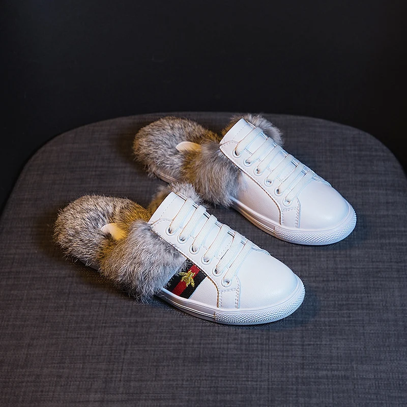 Уличные тапочки женская зимняя обувь с кроличьим мехом Новинка 2019 года теплые