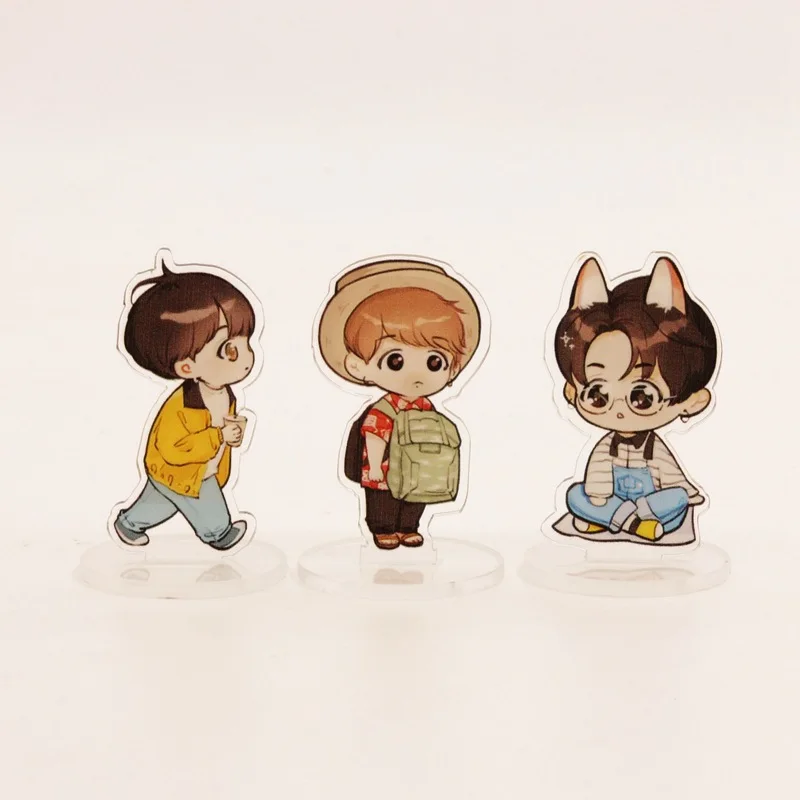 

Bangtan Boys Kpop группа 10 см милый мультяшный Bangtan Boys прозрачный ПВХ акриловый стенд настольное украшение оптовая продажа