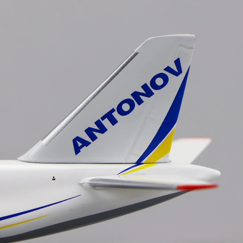 1:500 масштаб герпа миниатюрная Modelle автонов авиакомпании AN 124 редкая