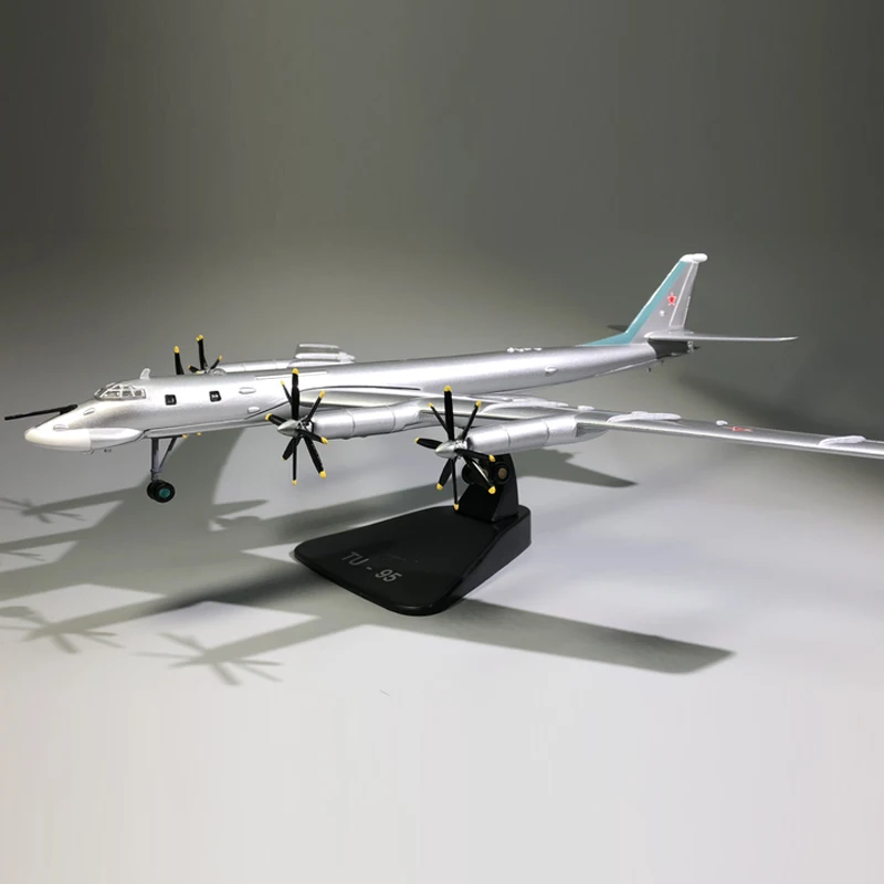 1:144 TU-95 российский большой дальности стратегический бомбардировщик истребитель
