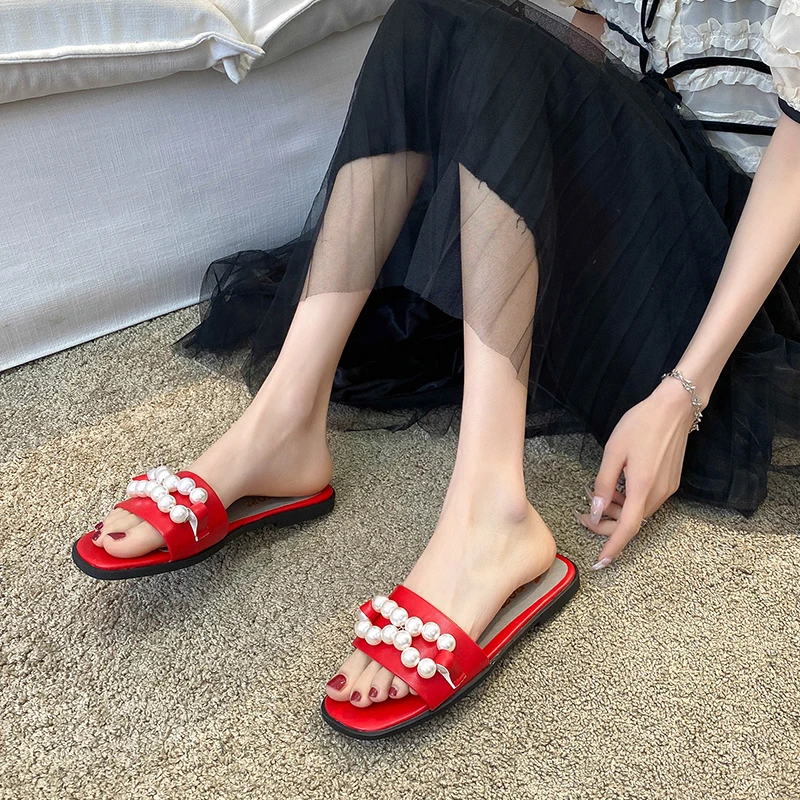 

2021 Pearl Slippers Women Summer Sandals 2021 Fashion Bling Female Candy Color Beach Diamond Slippers Flat Shoes Outdoor Sandals