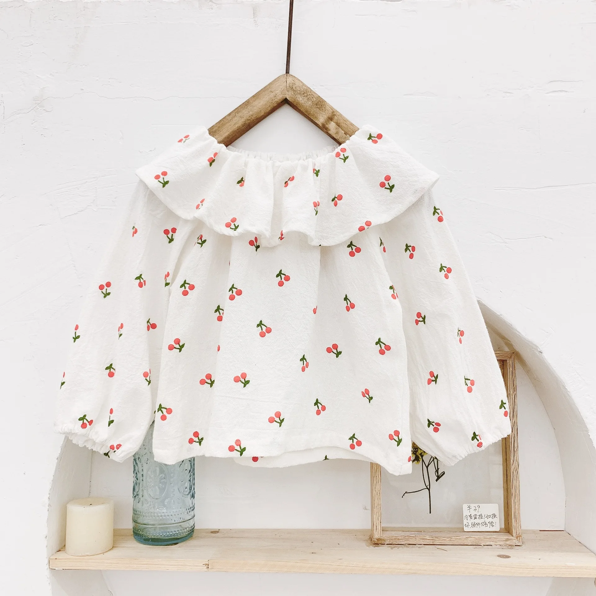 

2021 spring children's new girls' Korean spring cherry print big Lapel shirt 19024