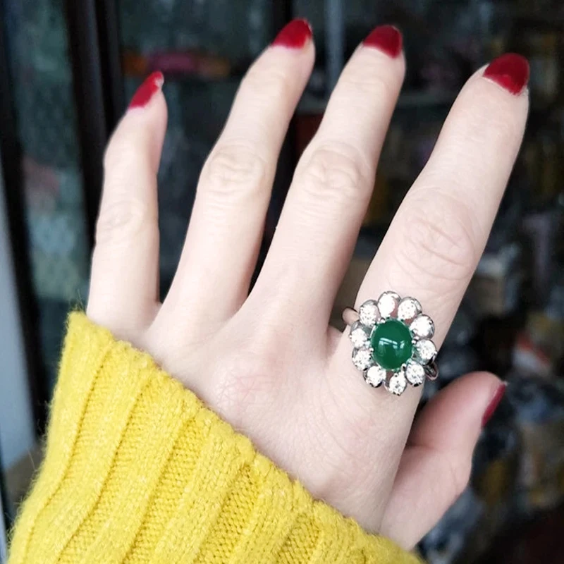 Женское кольцо с изумрудом из серебра 925 пробы | Украшения и аксессуары