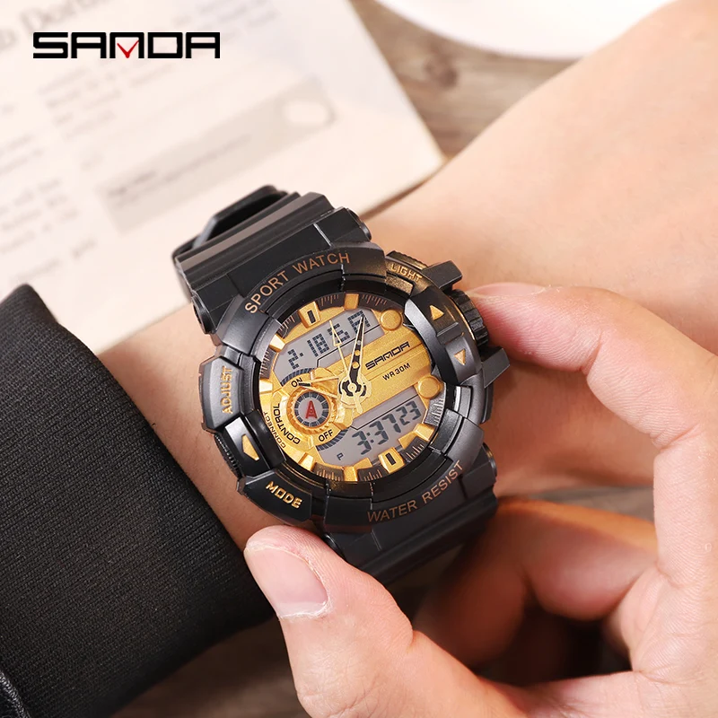 

2019 New Sports Luxury Casual Luxury Brand Men's Watch Waterproof Military Chronograph Men's Watch Double Display Quartz Watch