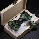 Оригинальный зеленый и красный галстук-бабочка Ricnais из перьев птицы, ручная работа, брошь-бант, деревянная Подарочная коробка, набор для мужчин, деловечерние НКА, свадьба