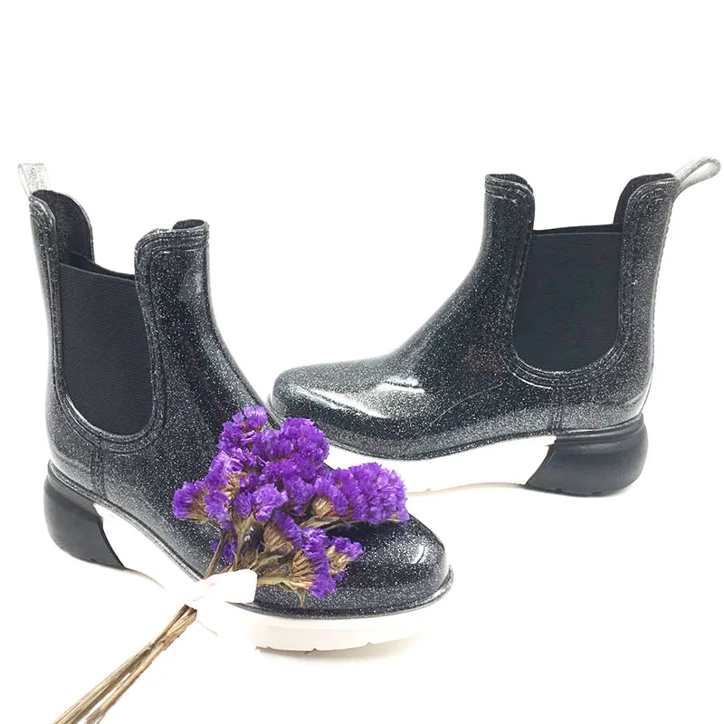 

Aleafalling 2018 New Fashion Women Rain Boots Slip On Side Elastic Band Girl's Outdoor Street Charming Rain Shoes W205