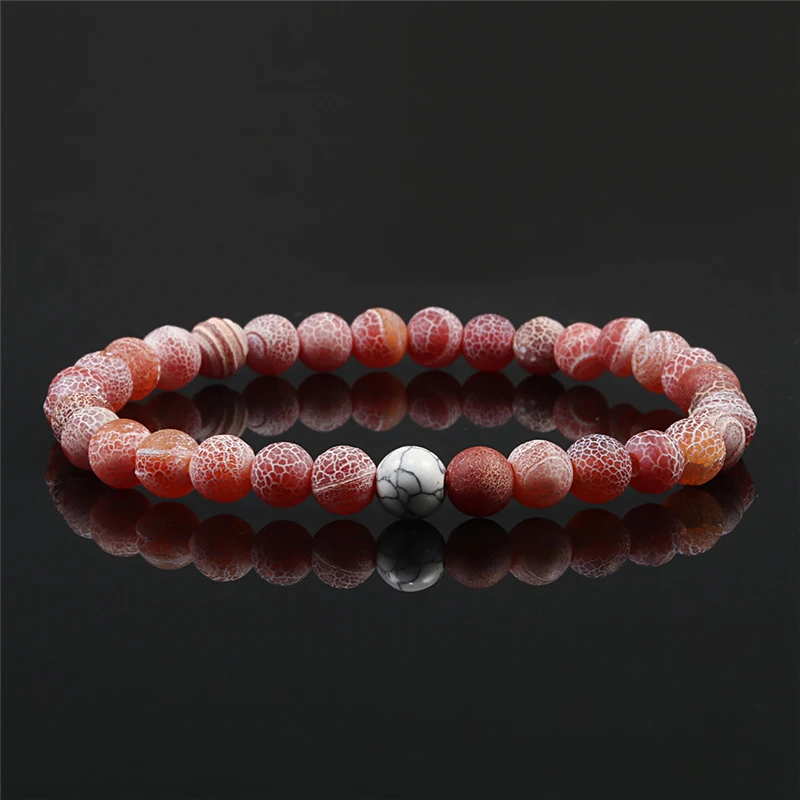 Мужской браслет из камня с тигровым глазом Малахитовый черной лавы и белых бусин