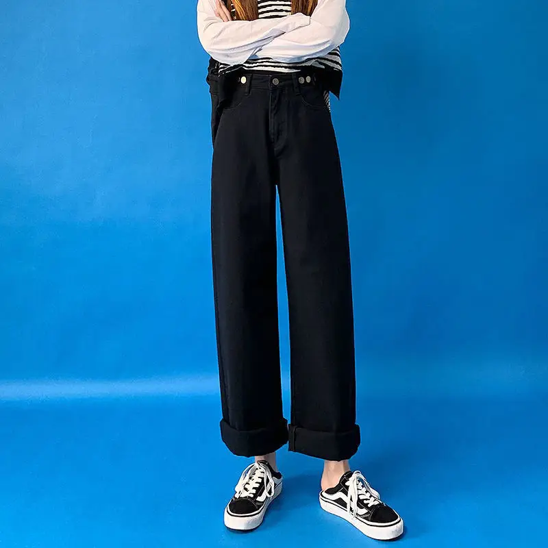

New black high waist jeans in spring and summer of 2021