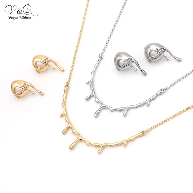

2020 New Arrival Earring & Necklace Sets Gold / Rhodium Plated Liquid Melting Metal Pendent Necklace And Earring Girls Jewelry