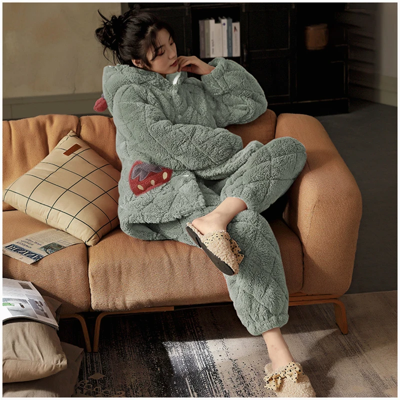 New Thicken Winter Pyjamas Women Three Layers of Cotton Coral Fleece Pajamas Loungewear Loose Pigiama Donna Clothes Women DI50SY