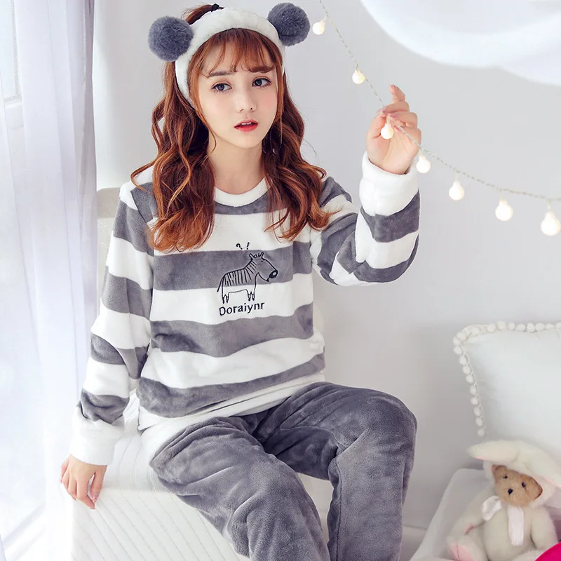 

Foply Womens Pajamas Set Winter Thick Warm Flannel Pajama Sets Cartoon Pyjamas Women Homewear Animal Sleepwear Female Pajama