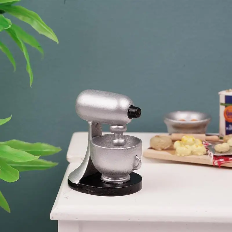 

1:12 dollhouse wooden mixer Mini Dollhouse Accessories Essential Mixer Modern Mini Ultra Kitchen Chef A0I3