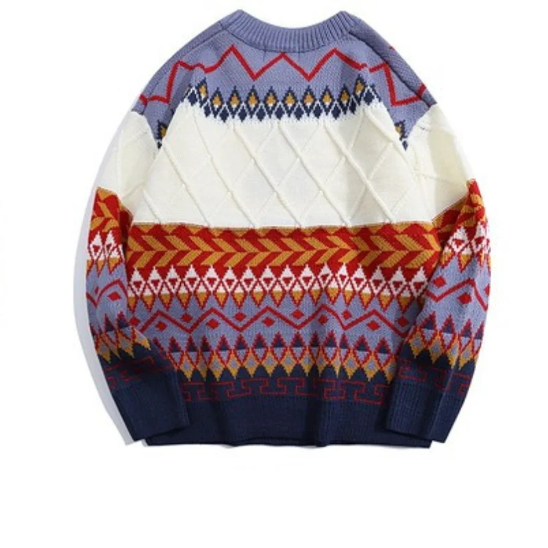 Рисунок 4 - Свитер трикотажный в стиле Харадзюку