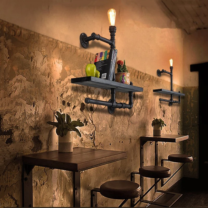 Старинная ретро-лампа в стиле лофт стимпанк искусственная деревянная стена