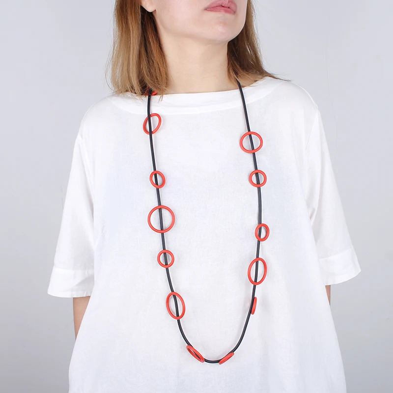 

YD&YDBZ DIY Red Big Circle Pendant Necklaces For Women Strange Black Rubber Rope Long Chain Necklace Jewelry Mom Festival Gift
