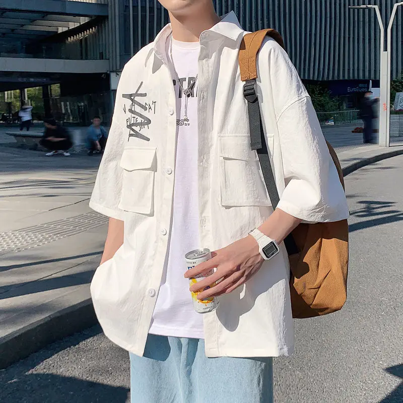 

Short-sleeved shirts for men Summer thin style INS Hong Kong loose half-sleeved students versatile fashion Korean version fried