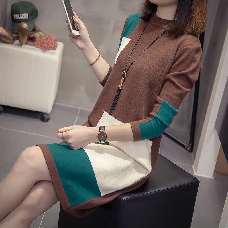 

2021 new Korean style pullover mid-length knitted bottoming shirt color matching long-sleeved spring and autumn dress women