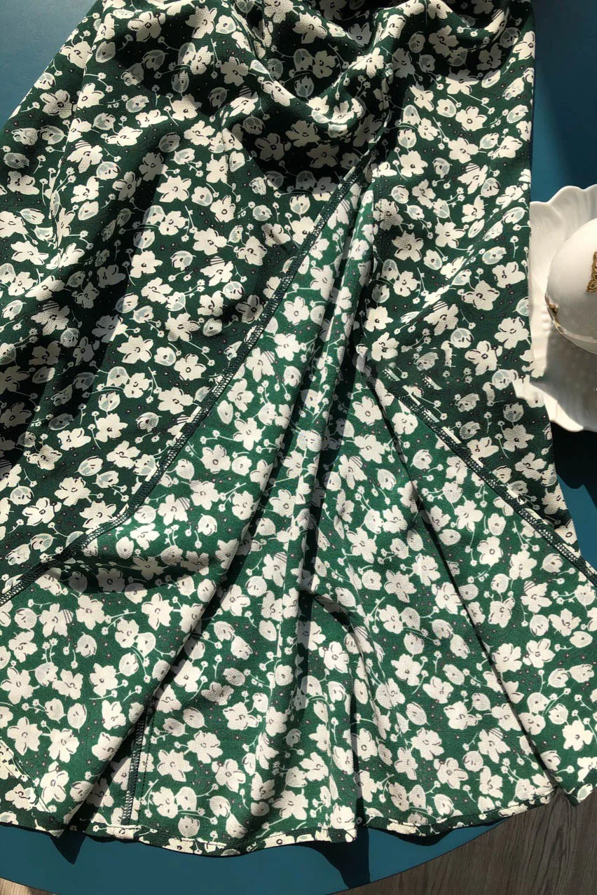 

Women Dress High Daisy Dress Fresh and Elegant Little Daisy Sexy Slim Dress