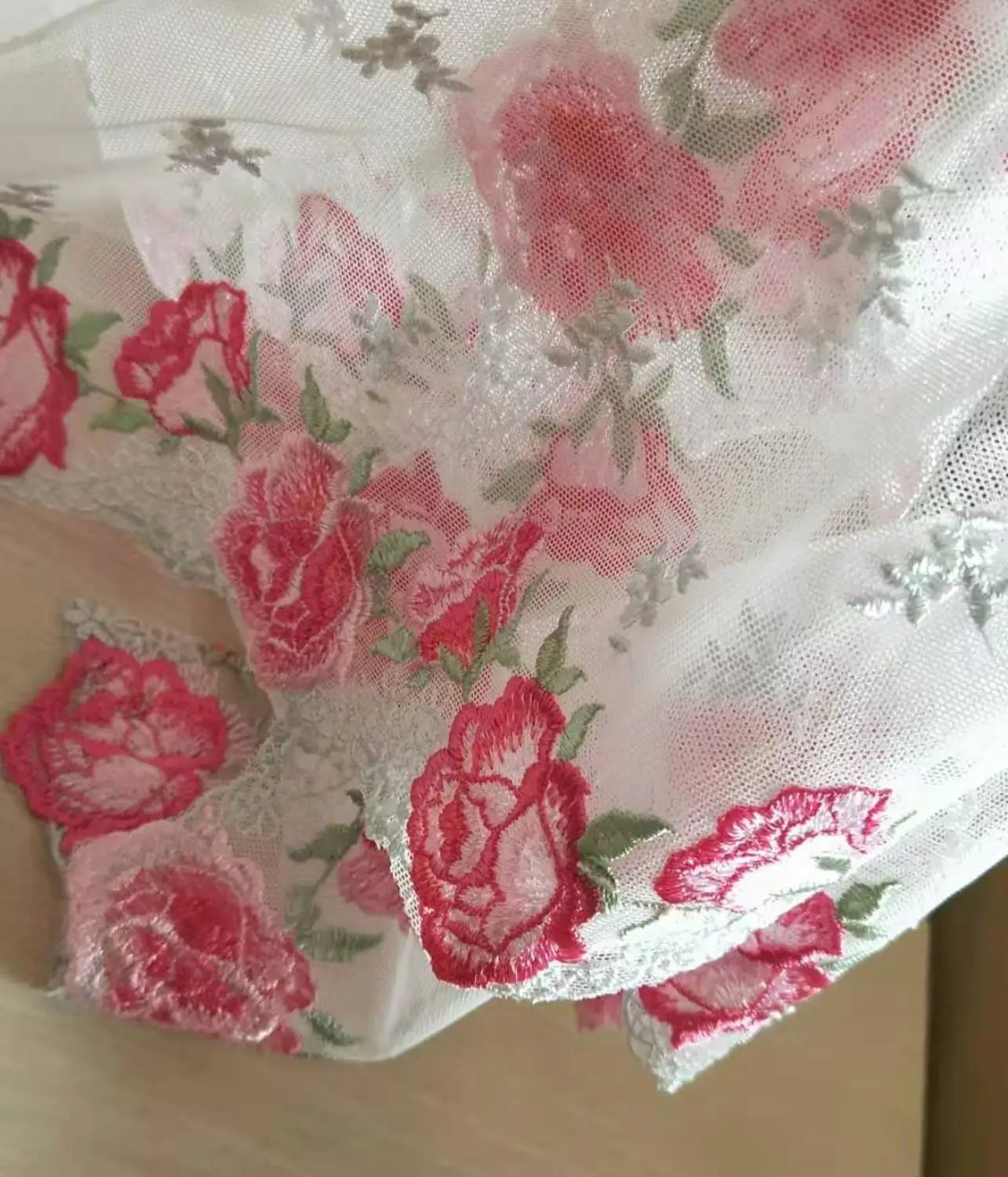 Великолепная Тюлевая кружевная отделка розовые розы Цветочная вышивка кружево 11