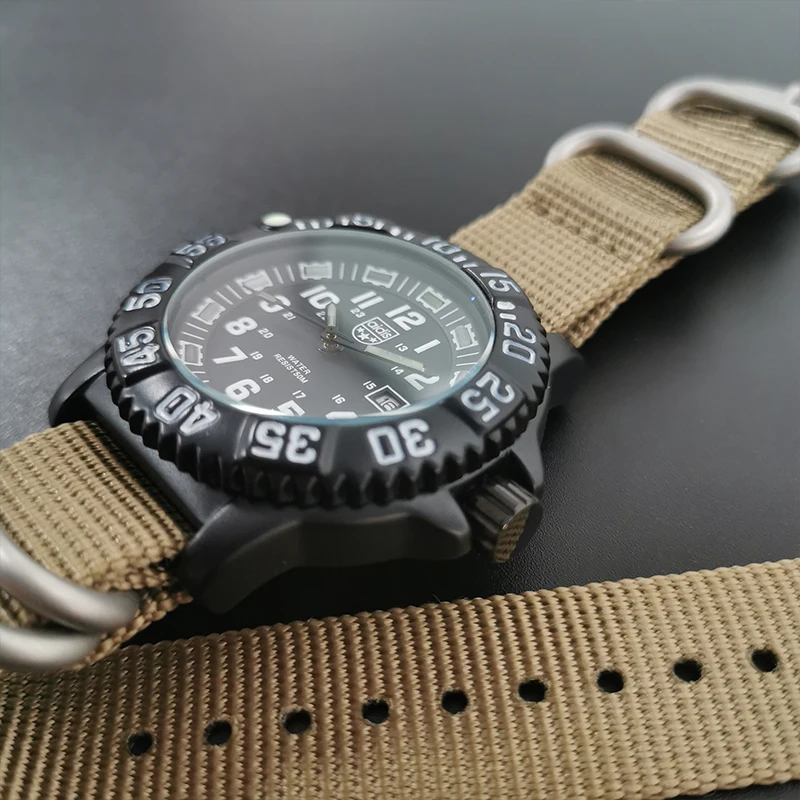 Мужские кварцевые часы военные многофункциональные светящиеся наружные NATO